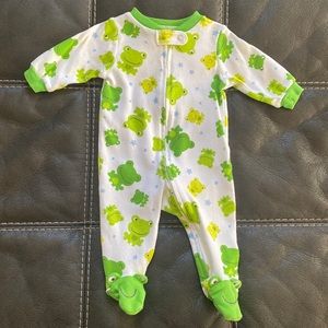 Carter’s 3 month Baby Frog Pajamas